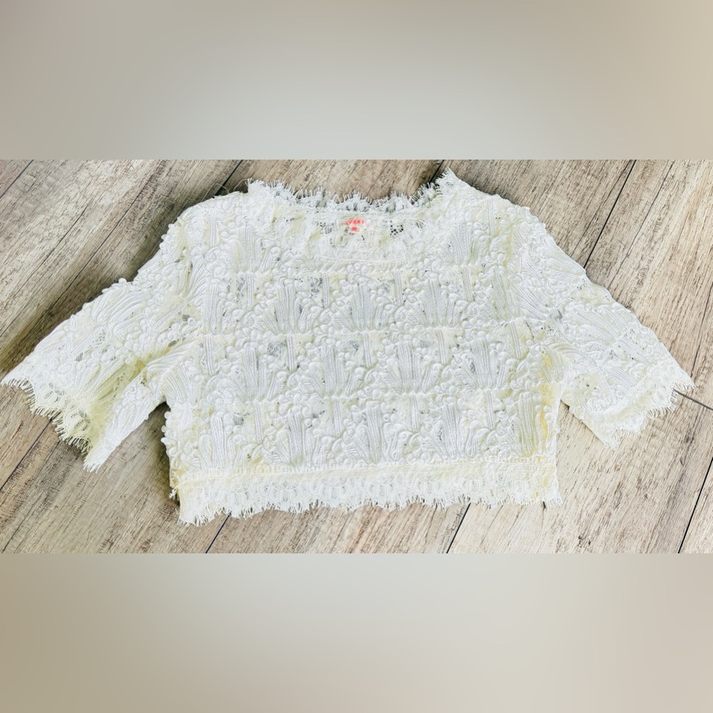 LUXXEL, Women’s Blouse, Size M.